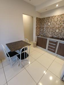 Edif Don Rafael Che La Reina