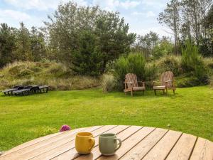 6 person holiday home in Blåvand