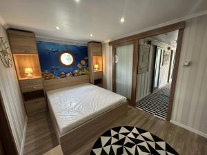 Lilla Privát Lakóhajó Tokaj