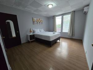 Mi Tierra Escalón Hotel y Restaurante