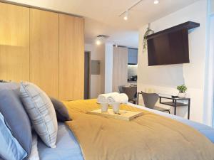 HOM I Departamento con Terraza Piso1 2PAX