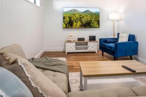 Kangaroo Point Urban Escape Walk to River & CBD