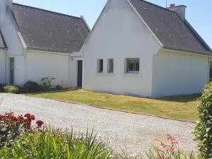 Holiday home in TREGUNC with swimming pool
