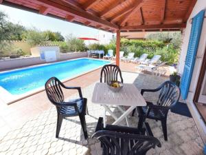 Holiday home in Vi njan with swimming pool