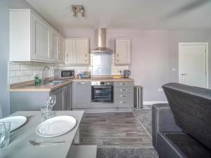 Apartment 4 The Dunes - Uk31824