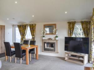 Stunning Cliff Top Cottage - Uk48809