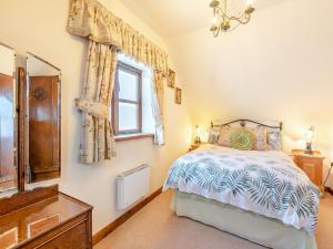 The Corn House - Uk45530