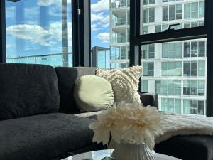 Modern Olympic Park Apartment