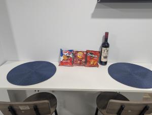 Chic 2BR Suite with Kitchen, Laundry, Near Elk Island & West Edmonton Mall