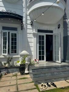 Nhà nguyên căn 3 phòng ngủ