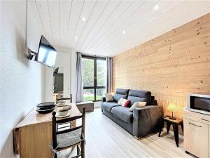 Studio ski au pied, centre station, accès piscine - FR-1-267-321
