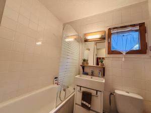 Studio confortable pour 2 pers. à 150m des pistes - FR-1-353-156