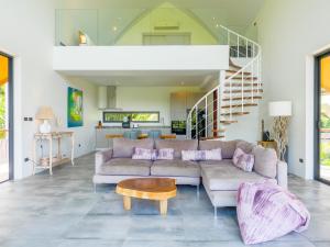 Villa Lola 2BR Saltwater Infinity Pool & Sea View