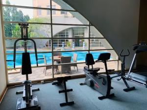 Apartemen Exclusive Slipi Grogol Senayan Sudirman 3BR 1 Full Furnished