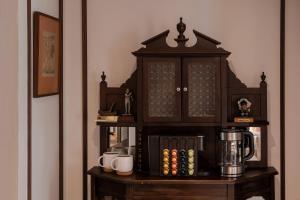 Contemporary Eastern 1BR 5 min BTS|Essential