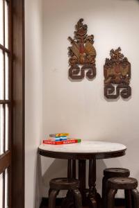 Contemporary Eastern 1BR 5 min BTS|Essential