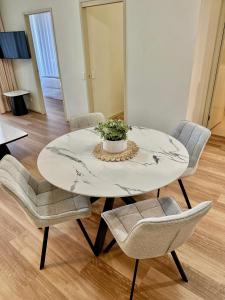 Mantra on Mary - CBD Comfort