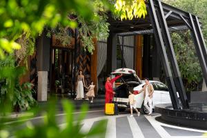 The Gems Mining Pool Villas Pattaya