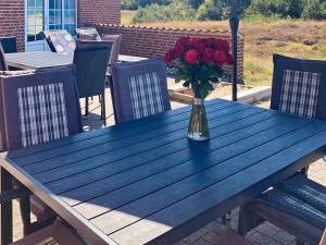 12 person holiday home in Ringkøbing-By Traum
