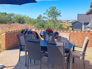 12 person holiday home in Ringkøbing-By Traum