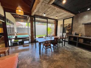 4BR home in the heart of Nusa Dua, walk to beach