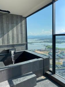 Căn hộ 1 phòng ngủ Wyndham Lynn Times Thanh Thủy