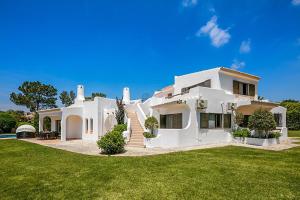 Emerald Escape Villa