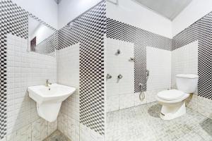 Super Hotel O Kunnamangalam Near Bus Stand