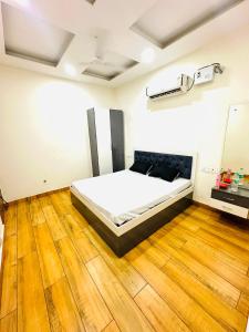 Luxury villa hotel and retro