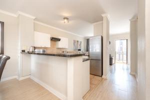 Sandton Central 2-bed Apartment WestPoint - near Nelson Mandela Square