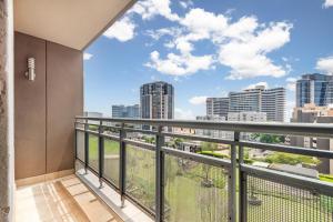 Sandton Central Luxe 2-Bed Executive Apartment