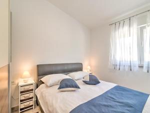 Holiday Home in Banjole near the Beach