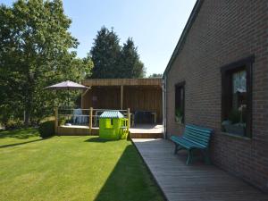 Holiday Home in Waimes with Sauna & Bubble Bath