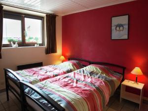 Holiday Home in Waimes with Sauna & Bubble Bath