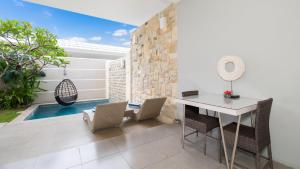 Villa Larimar by Villa Finder