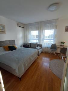 Manhattan studio Seboj Belvil