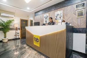 FabHotel Riza International - Nr Nesco Exhibition Centre