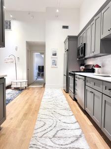 2BR Unit near Brown & RISD with Free Parking, Full Kitchen