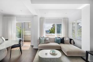1BR Luxe Harbourside Living free parking