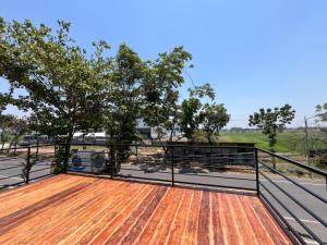 RedDoorz near Alun Alun Tanjunganom Nganjuk 2