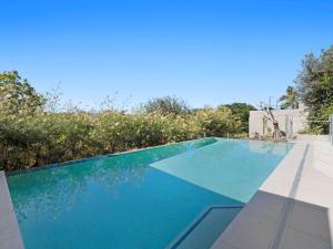 Salt Beach Escape - Coastal Reserve views and Pool