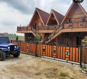 Villa Della Puncak 2000 Siosar