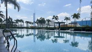 Couple Studio Suite A16 07 Trion KL