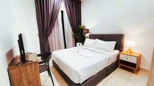 Couple Studio Suite A28 07 Trion KL