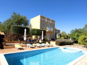 Delightful, authentic Quinta with pool
