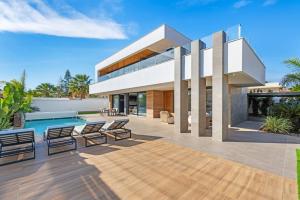 Magnificant luxury villa for 6