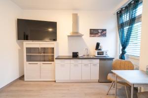 Modernes Studio Koblenz mit Küche, WLAN & Gemeinschaftsbad