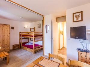 Studio rénové idéalement situé à Montchavin, proches pistes et commerces, avec balcon et parking gratuit - FR-1-329-22