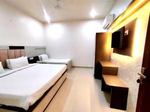 Hotel RN Residency - Near Prem Mandir Vrindavan