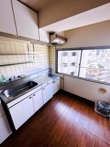 Shinjuku Okubo Henna House